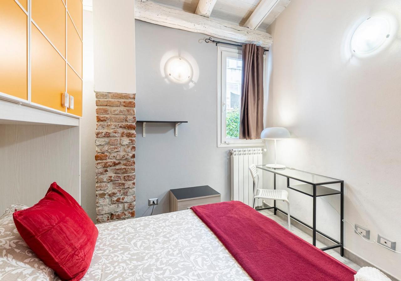 Apartamento Otherside House In Torino Exterior foto